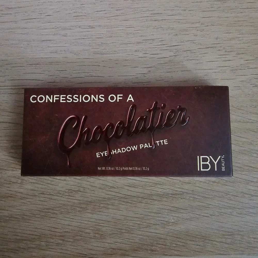IBY Beauty Eyeshadow Palette 0.36oz Brown‎ Neutral Chocolatier Aesthetic